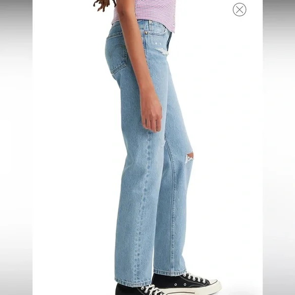 NWT 501® Distressed Button Fly Straight Leg Jeans - Picture 3 of 3